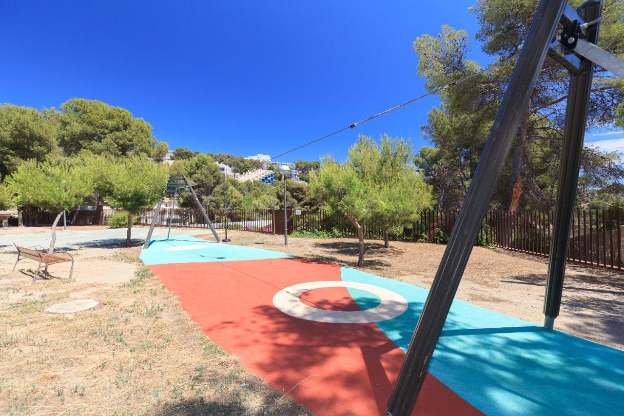 Uhc Arinsal Family Complex Leilighet Salou Eksteriør bilde
